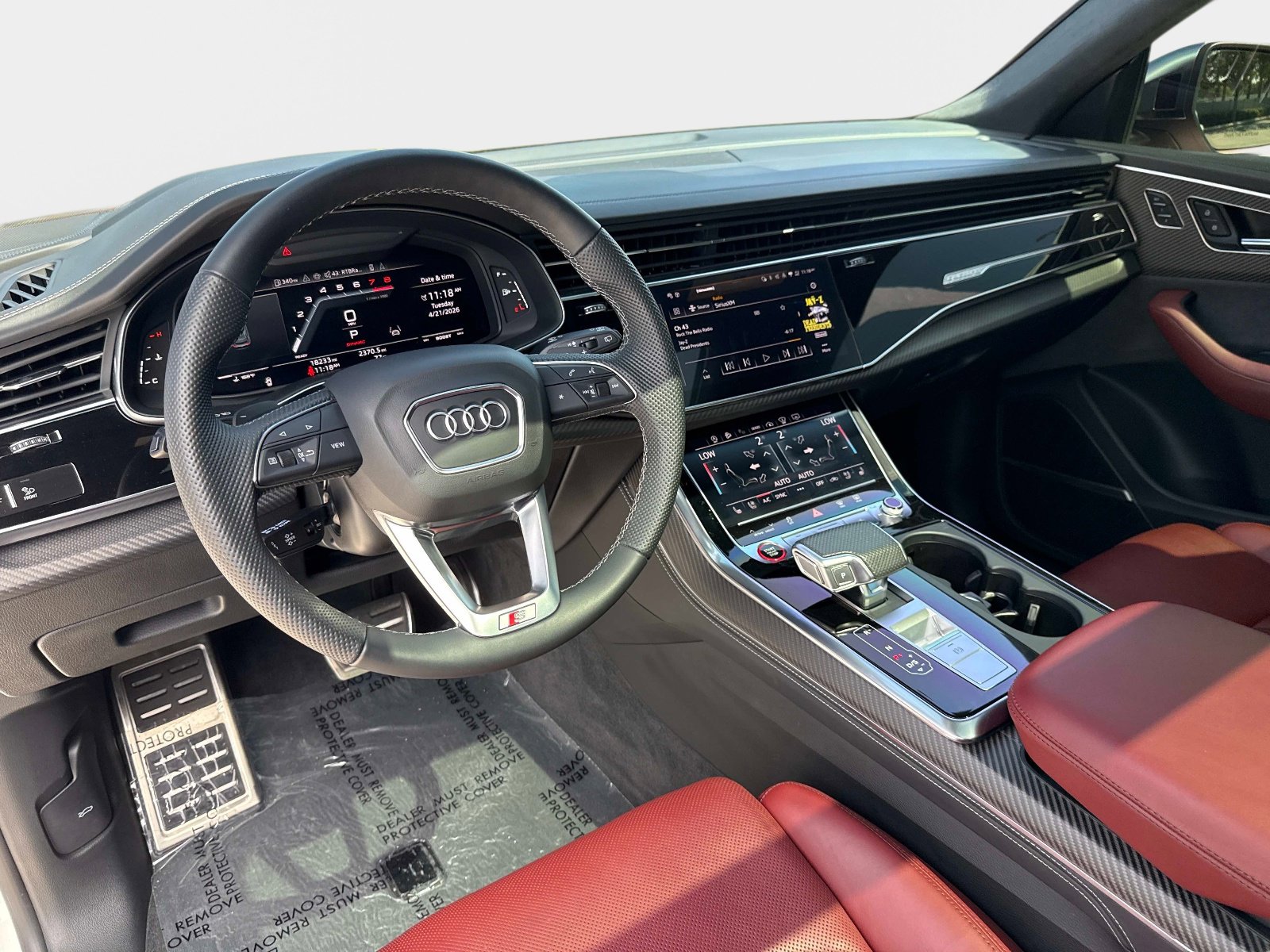 Used 2024 Audi SQ8 Prestige image 16