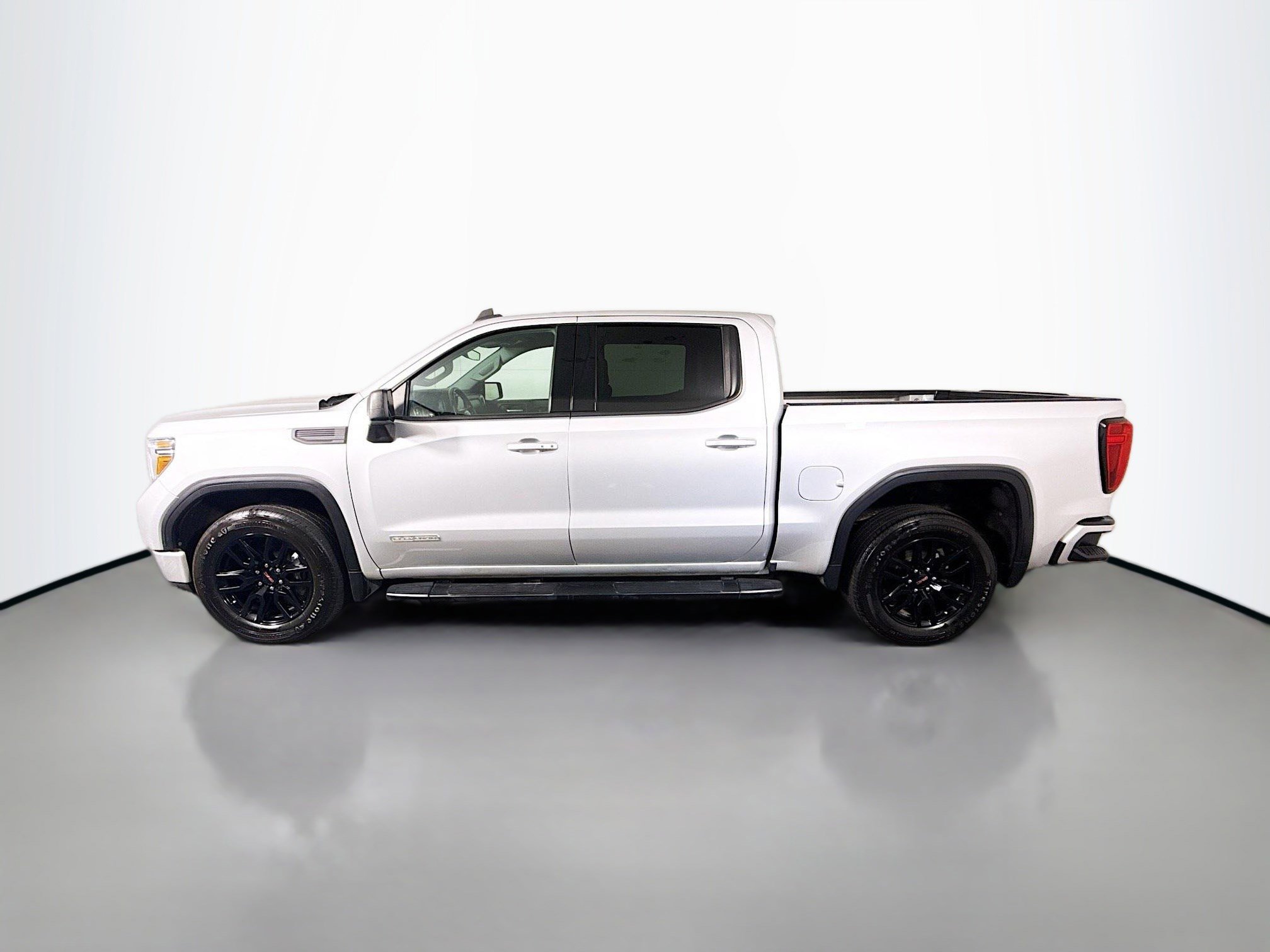 Used 2020 GMC Sierra 1500 Elevation w/ Elevation Value Package image 6