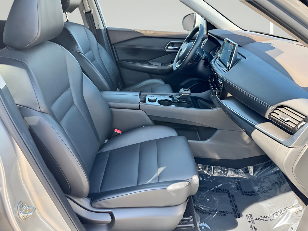 Used 2021 Nissan Rogue SV w/ Premium Package AWD/4WD image 26
