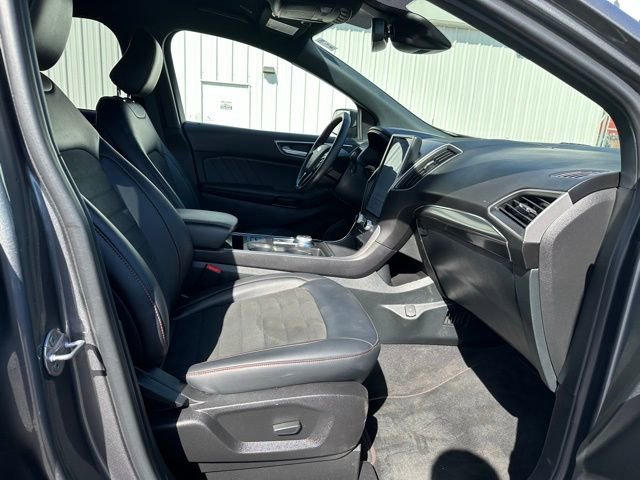Used 2024 Ford Edge ST-Line image 8
