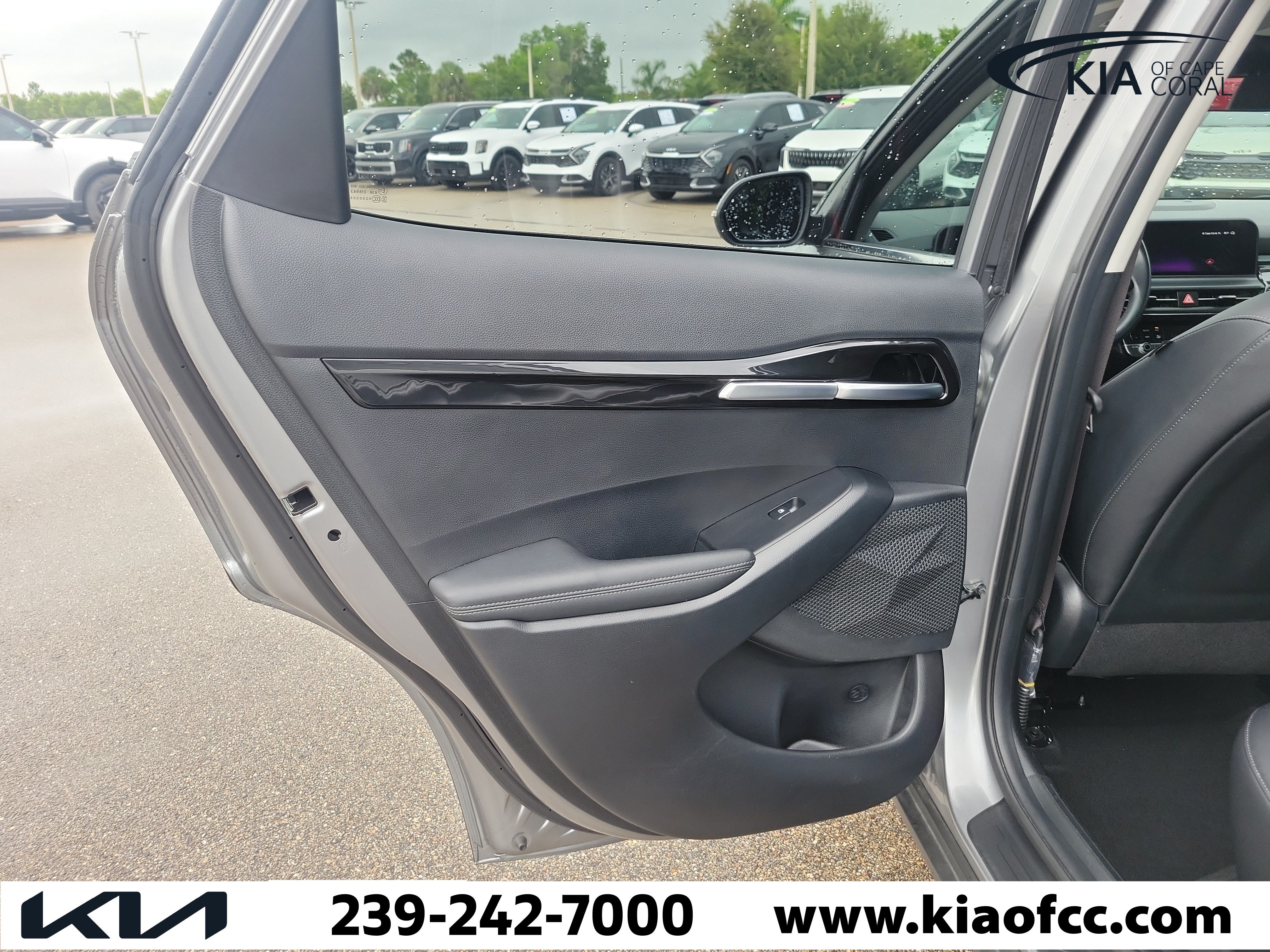 Certified 2025 Kia Seltos X-Line AWD/4WD image 14
