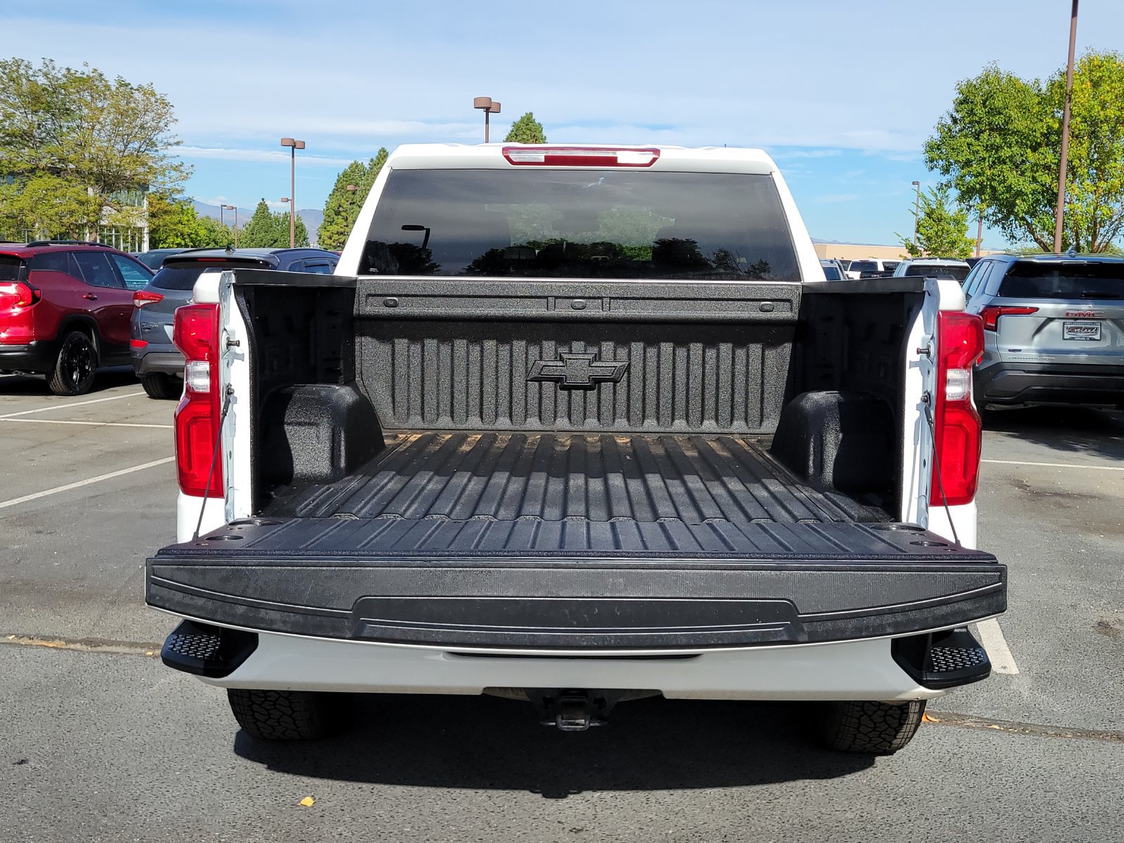 Used 2026 Chevrolet Silverado 1500 RST w/ RST Select Package AWD/4WD image 10