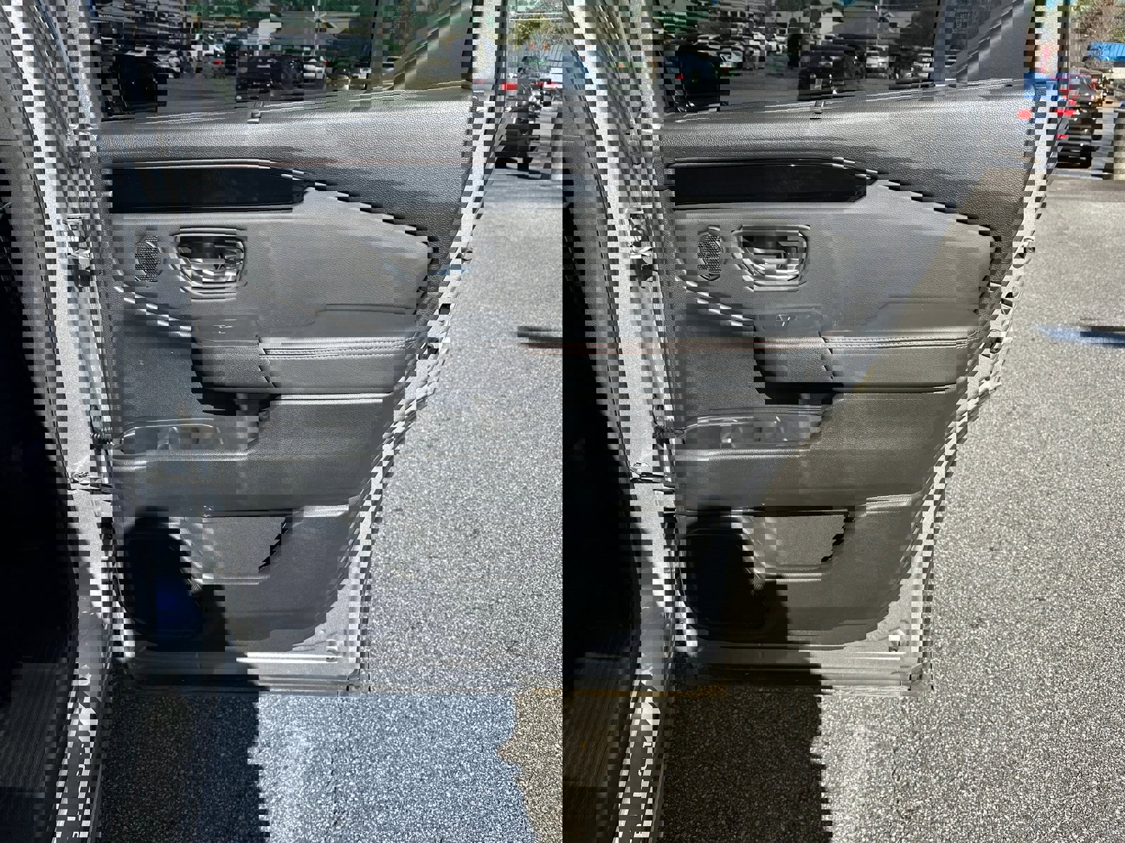 Used 2025 Honda Pilot TrailSport image 16