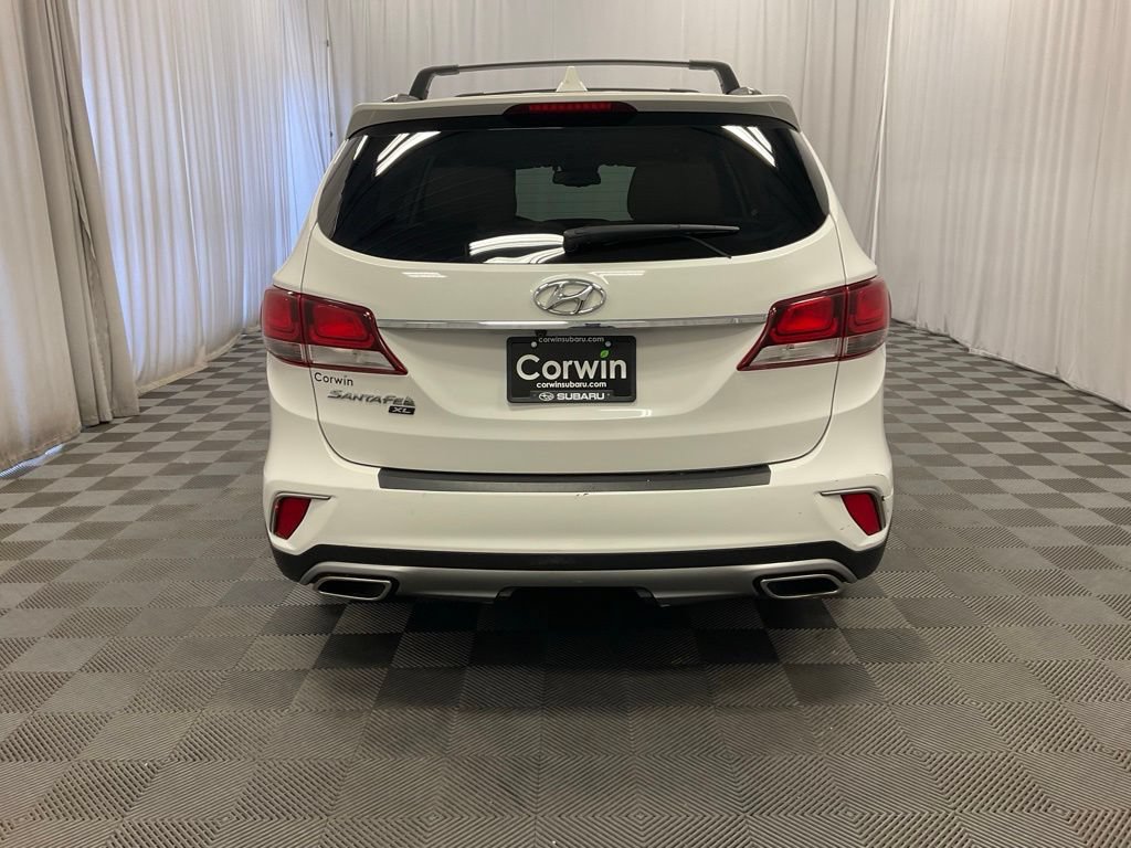 Used 2019 Hyundai Santa Fe XL SE FWD image 5