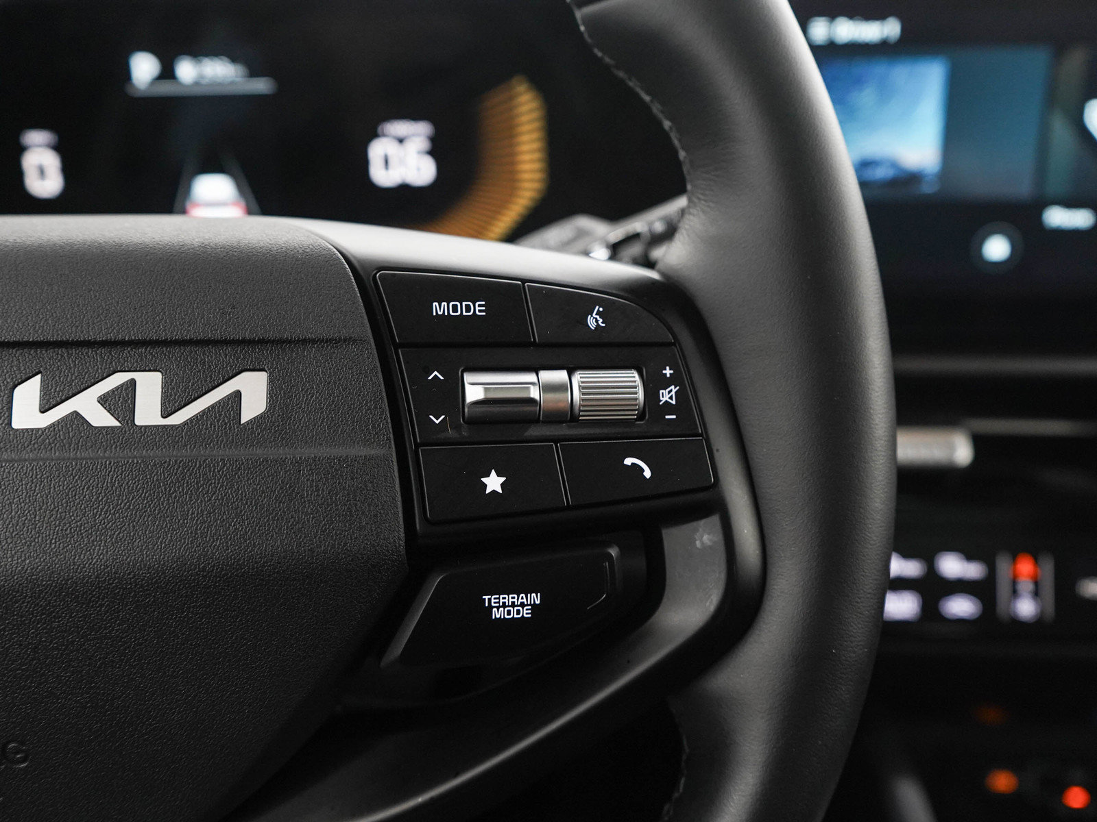 Used 2026 Kia Sportage EX AWD/4WD image 25