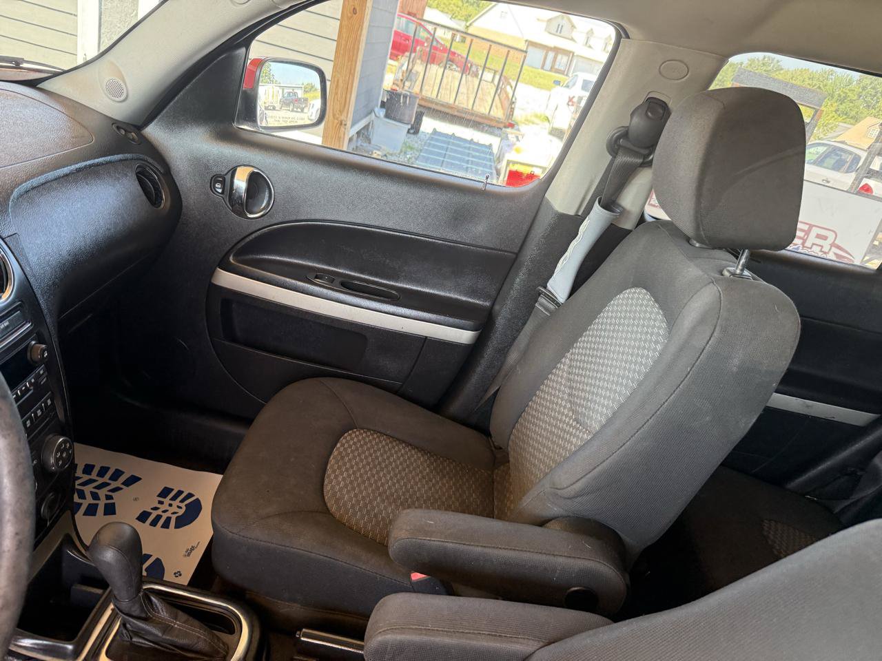 Used 2011 Chevrolet HHR LT FWD image 14