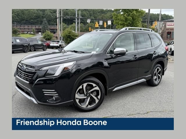 Used 2023 Subaru Forester Touring AWD/4WD image 1