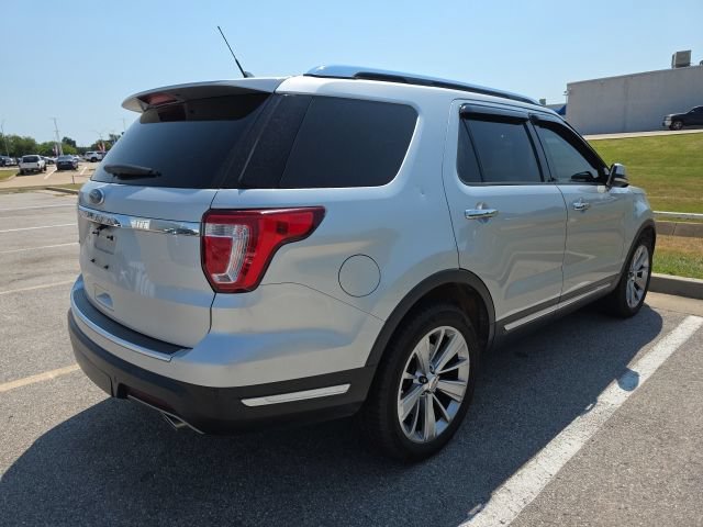 Used 2019 Ford Explorer Limited w/ Class III Trailer Tow Package FWD image 5