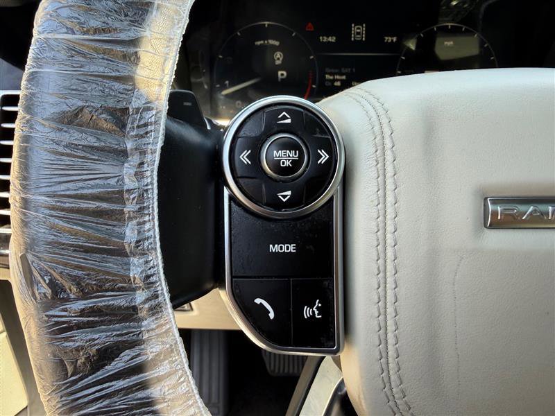 Used 2015 Land Rover Range Rover HSE AWD/4WD image 35