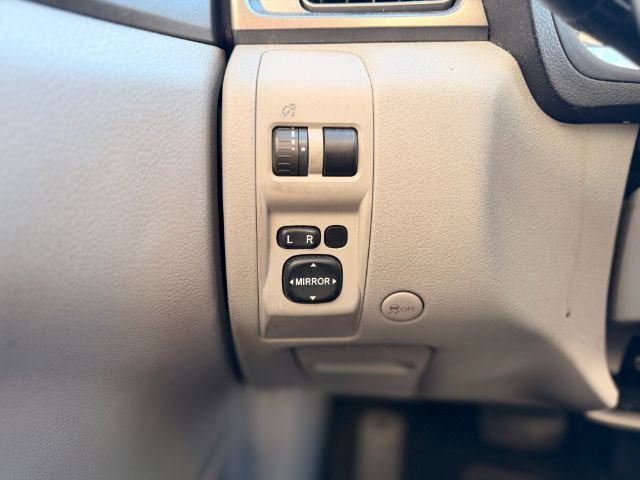 Used 2011 Subaru Forester 2.5X Limited image 28