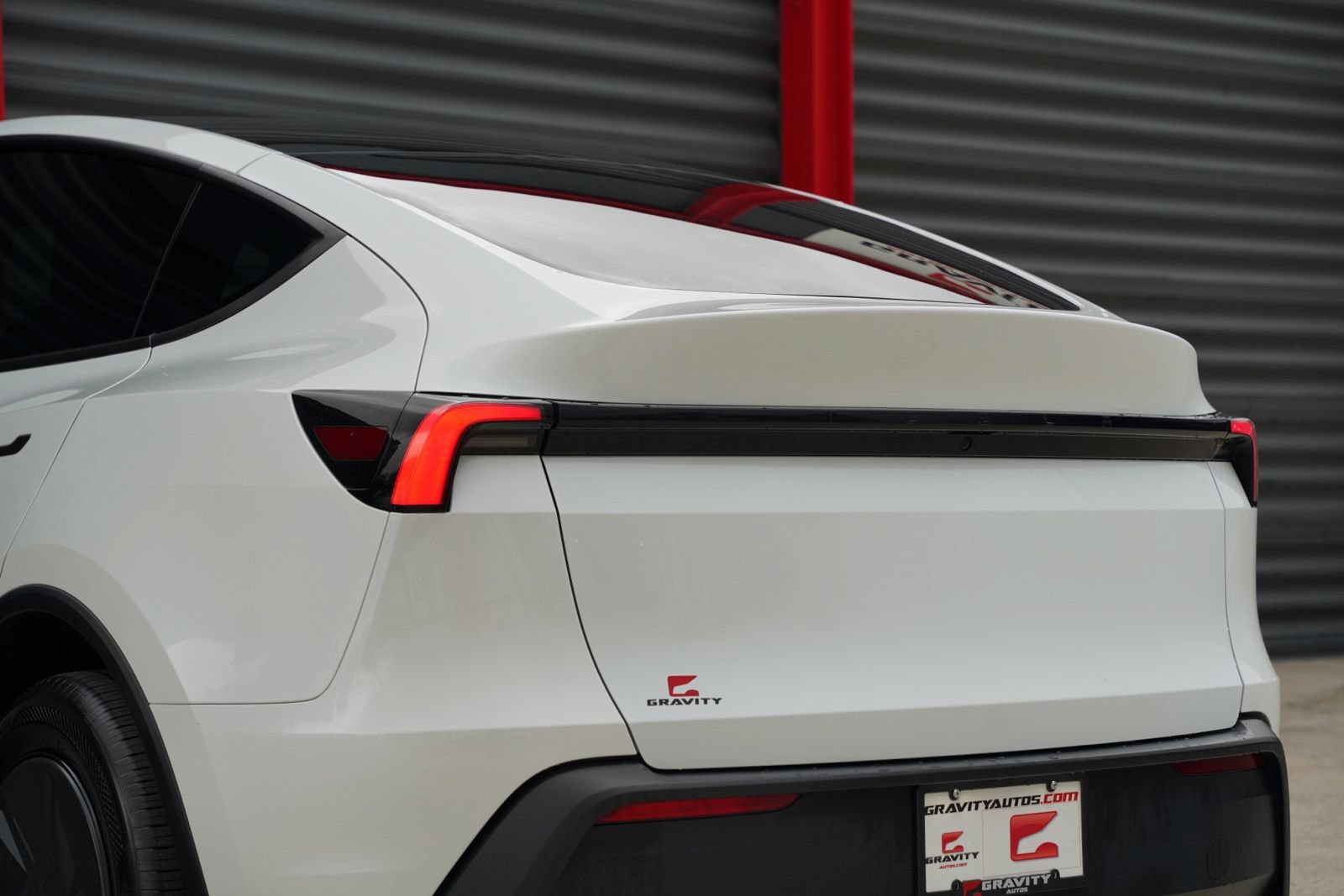 Used 2026 Tesla Model Y 2WD image 11