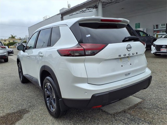 New 2026 Nissan Rogue SV image 10