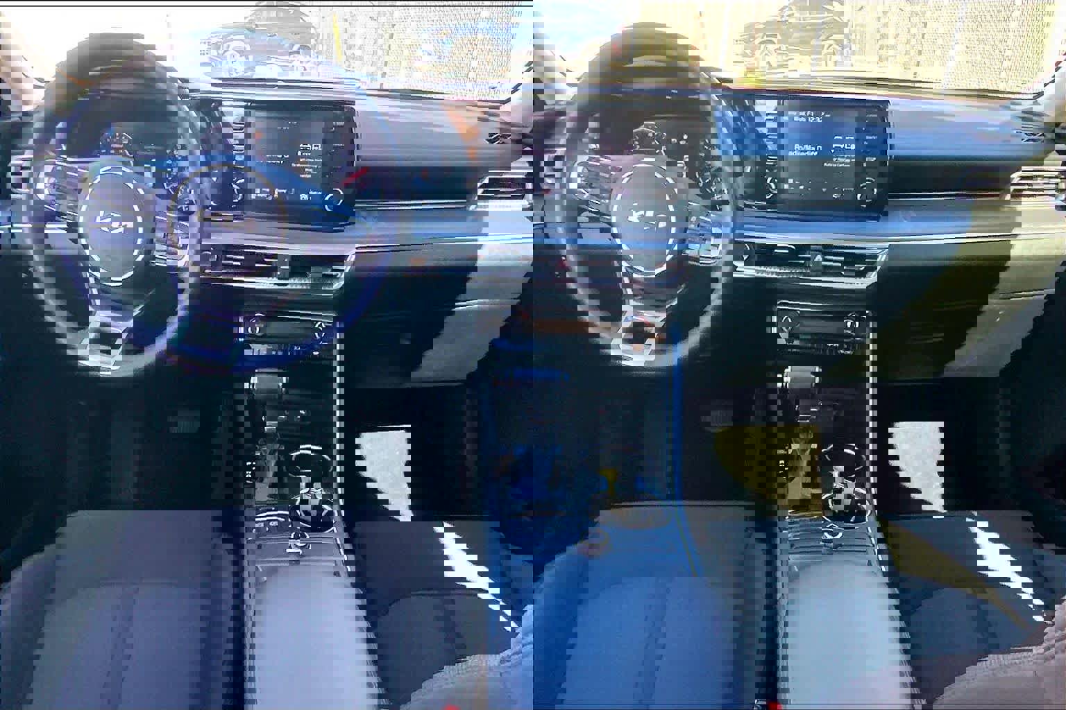 Used 2023 Kia K5 LXS image 15