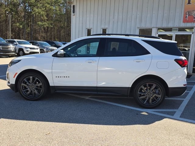 Used 2022 Chevrolet Equinox RS w/ RS Leather Package image 2
