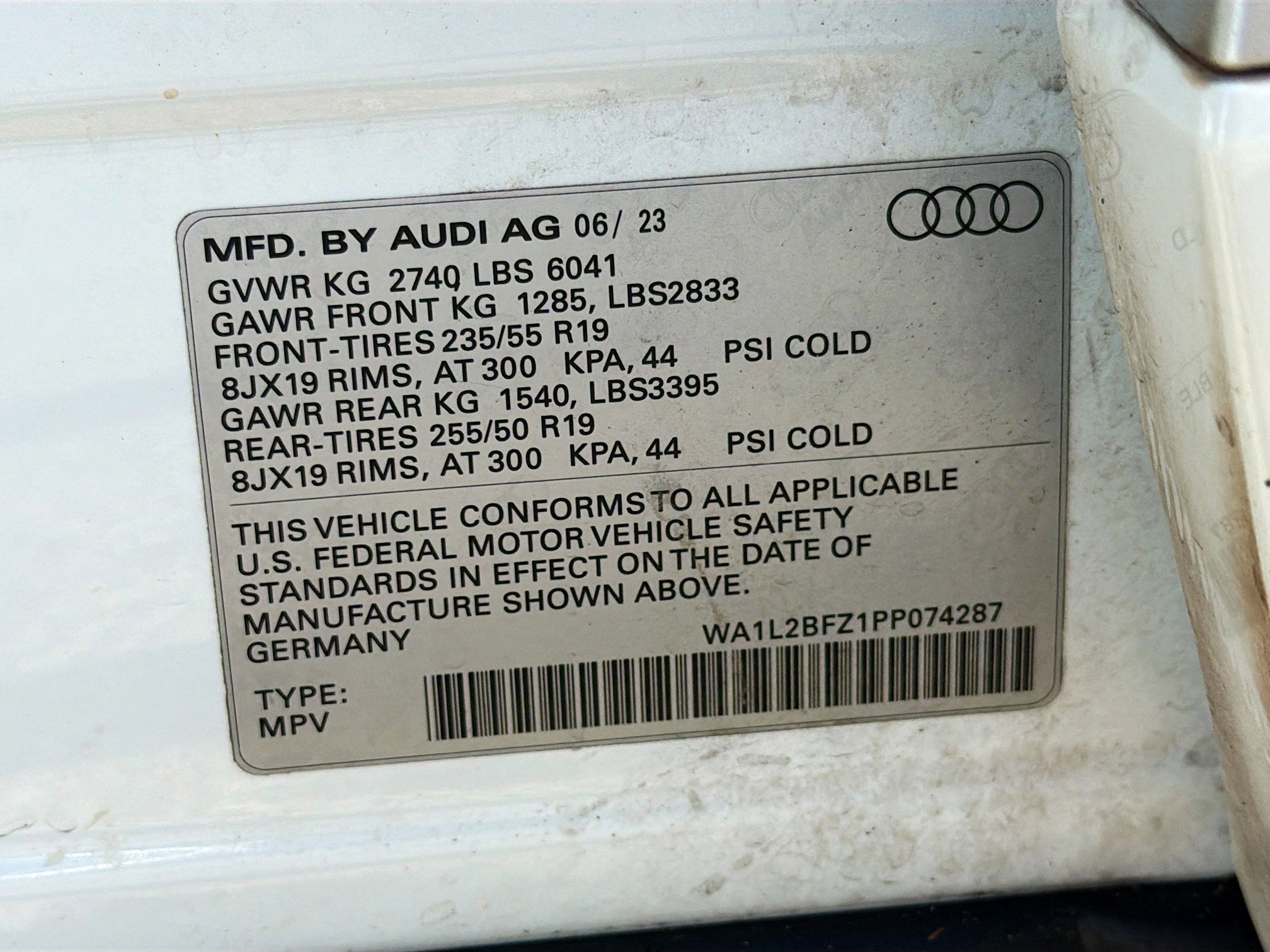 Used 2023 Audi Q4 e-tron Premium Plus image 44