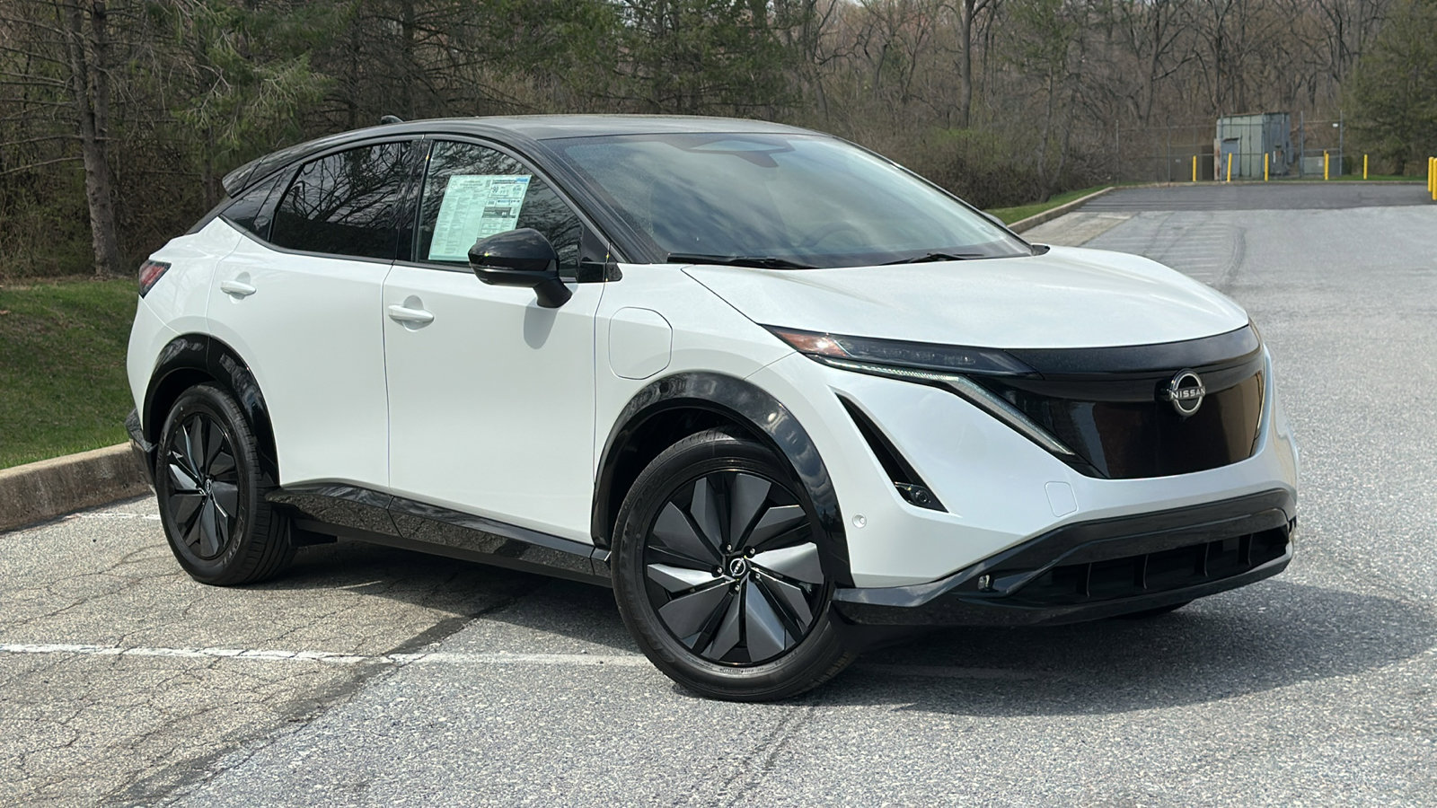 New 2025 Nissan Ariya Platinum