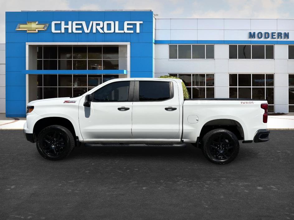 Used 2023 Chevrolet Silverado 1500 Custom Trail Boss AWD/4WD image 2
