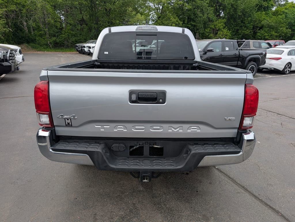 Used 2023 Toyota Tacoma SR5 AWD/4WD image 6