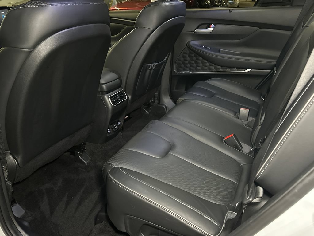 Used 2022 Hyundai Santa Fe Limited AWD/4WD image 16