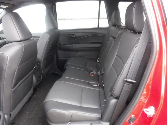 Used 2024 Honda Passport EX-L image 38