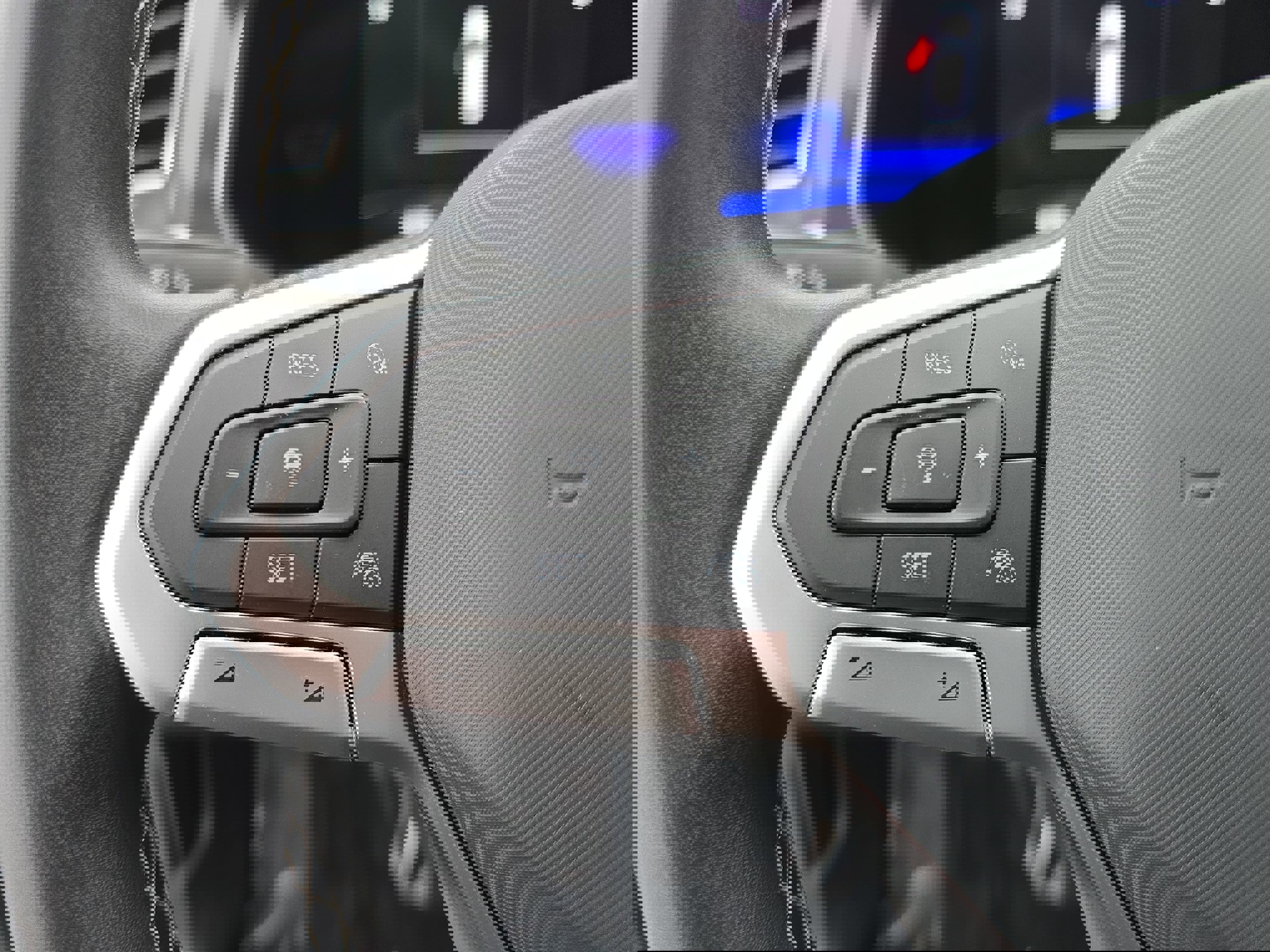 Certified 2022 Volkswagen Tiguan SE w/ Panoramic Sunroof Package image 17