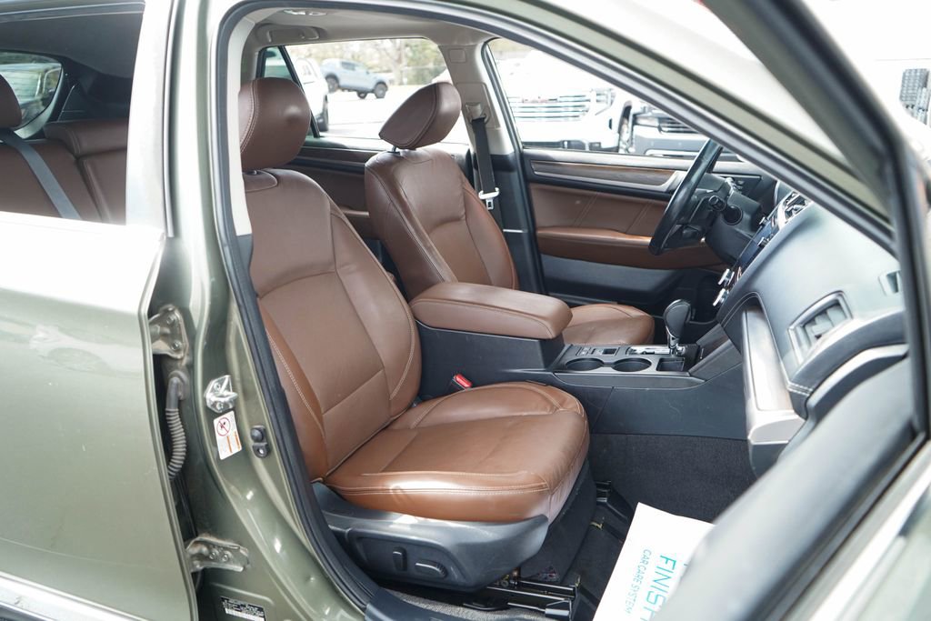 Used 2019 Subaru Outback 2.5i Touring image 31