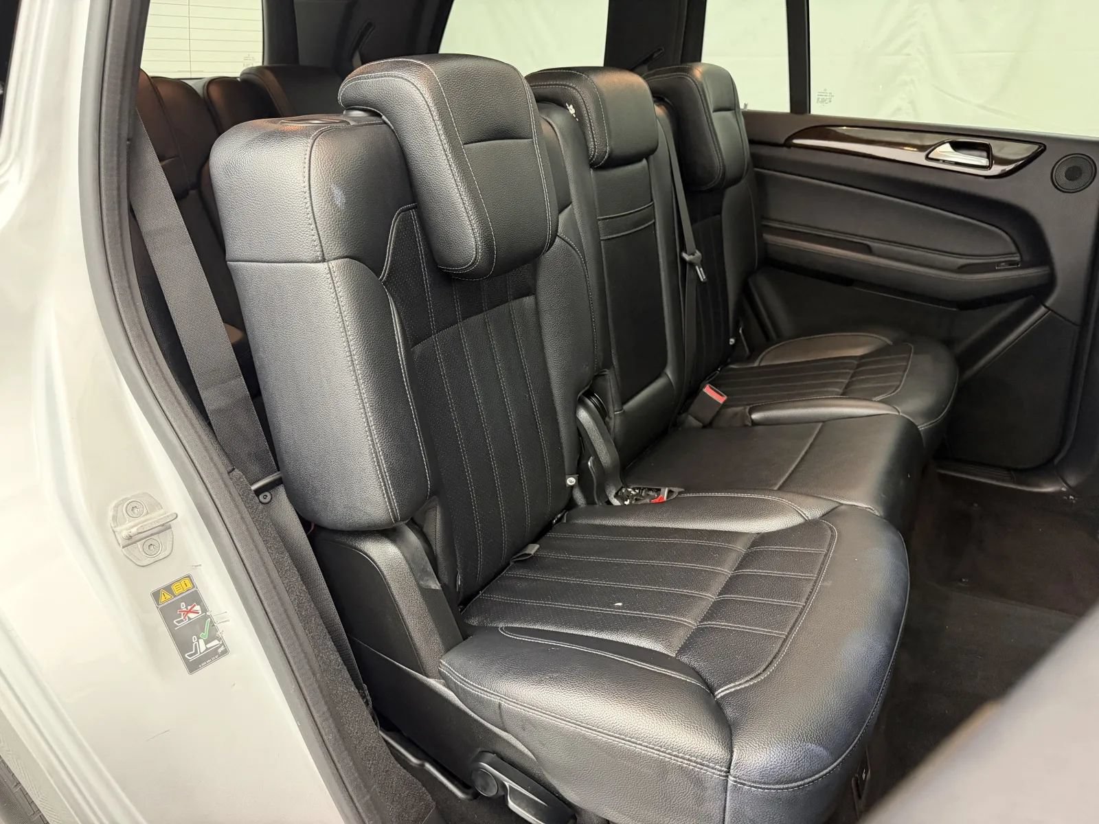Used 2017 Mercedes-Benz GLS 450 4MATIC image 40