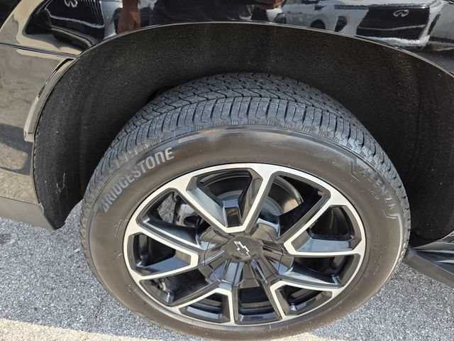Used 2024 Chevrolet Tahoe RST w/ Luxury Package AWD/4WD image 21