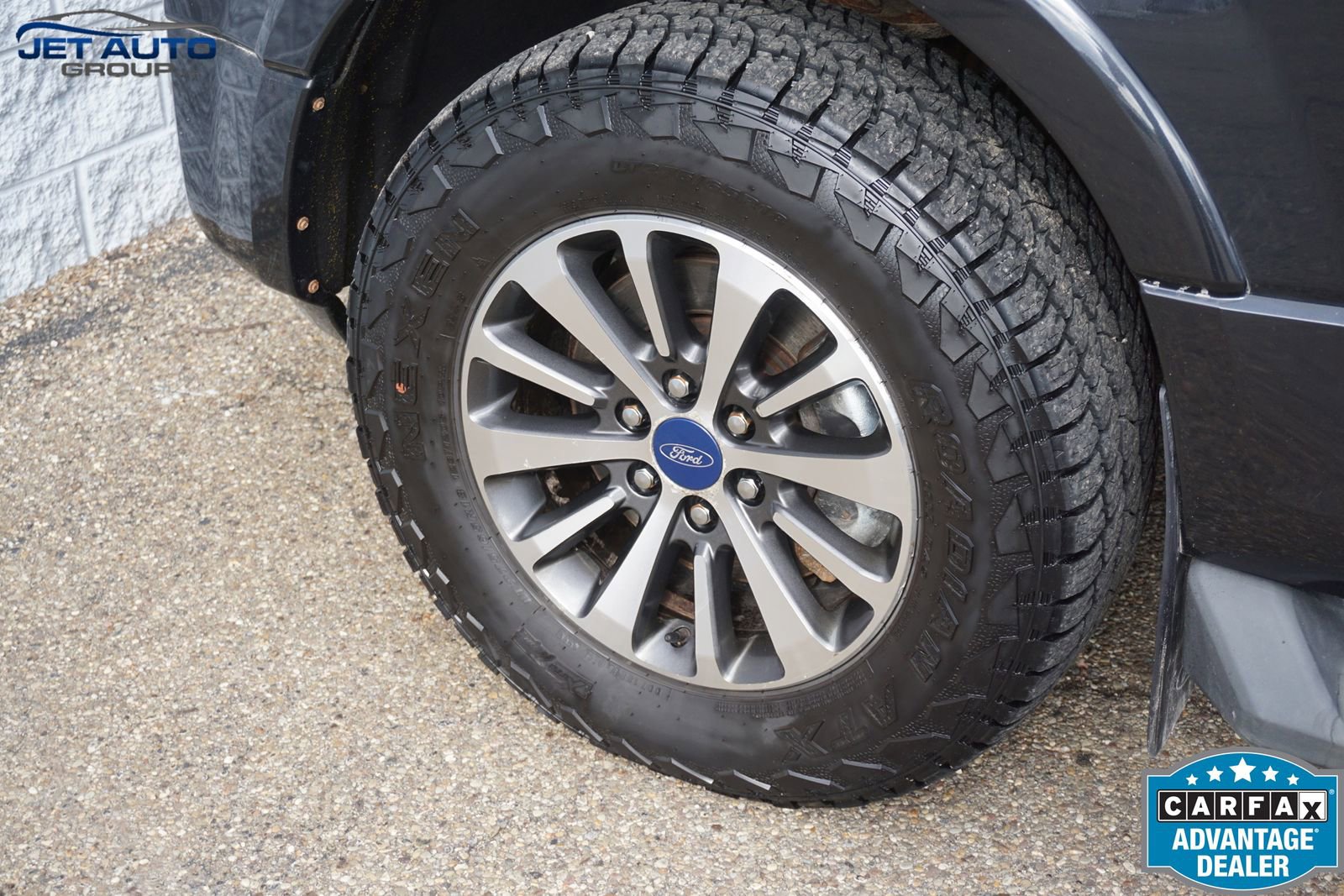 Used 2015 Ford Expedition EL XLT image 14