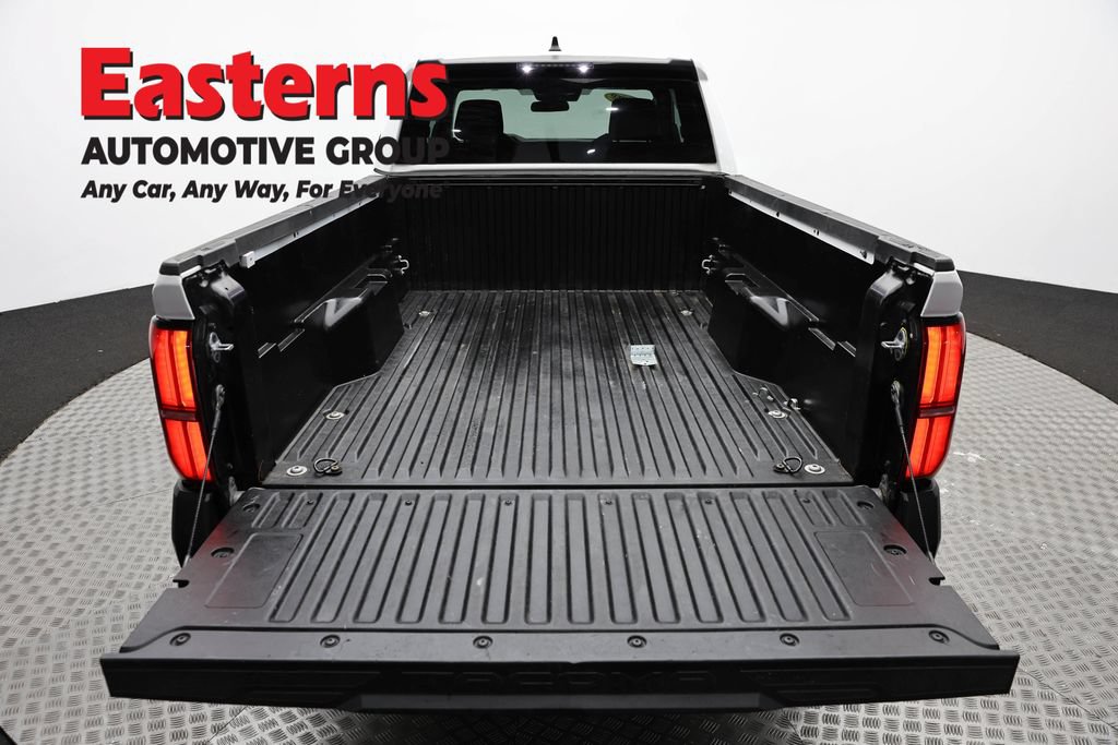 Used 2024 Toyota Tacoma SR RWD image 9