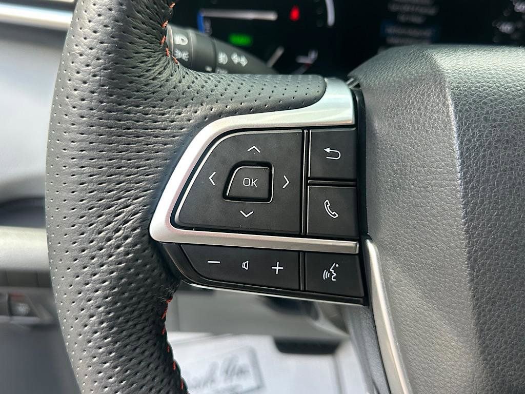 Certified 2022 Toyota Sienna XSE AWD/4WD image 24