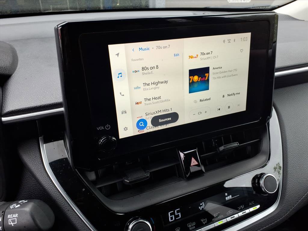 Certified 2024 Toyota Corolla Cross LE image 11