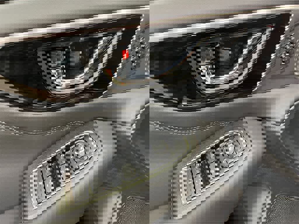 New 2025 Subaru Outback Limited image 14