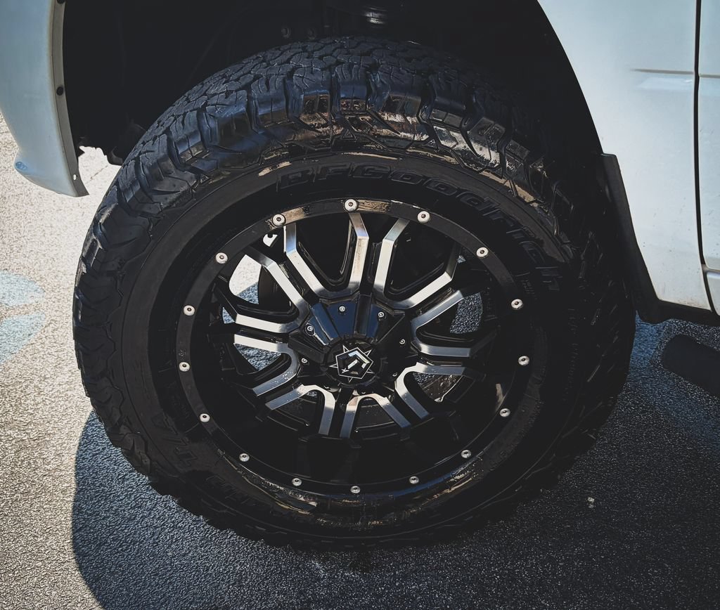 Used 2014 RAM 1500 Express AWD/4WD image 18