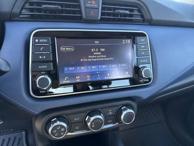 New 2025 Nissan Versa SV w/ Trunk Package FWD image 19