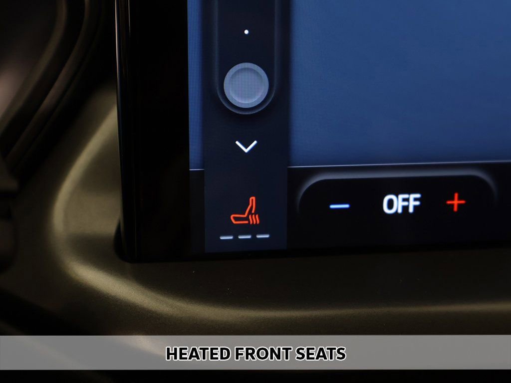 Used 2023 Ford Escape SE w/ Class II Trailer Tow Package image 8