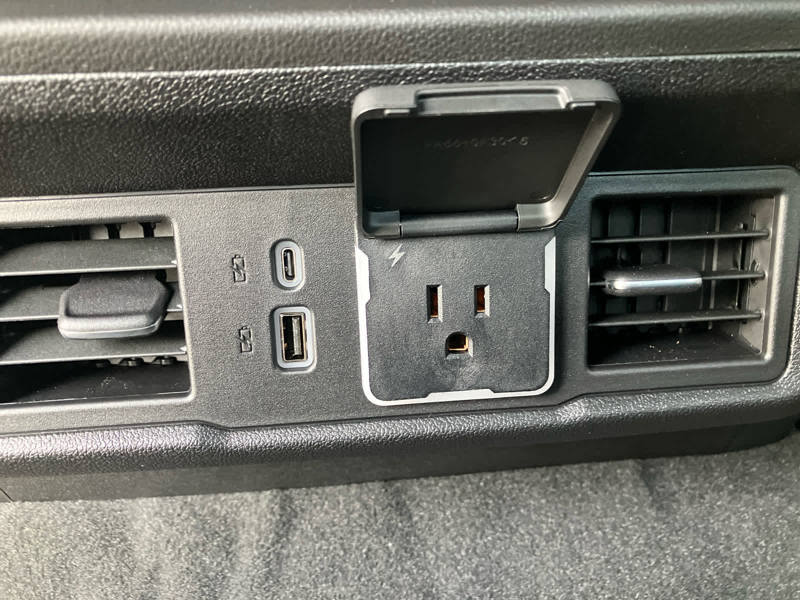 New 2026 GMC Sierra 2500 SLE image 31