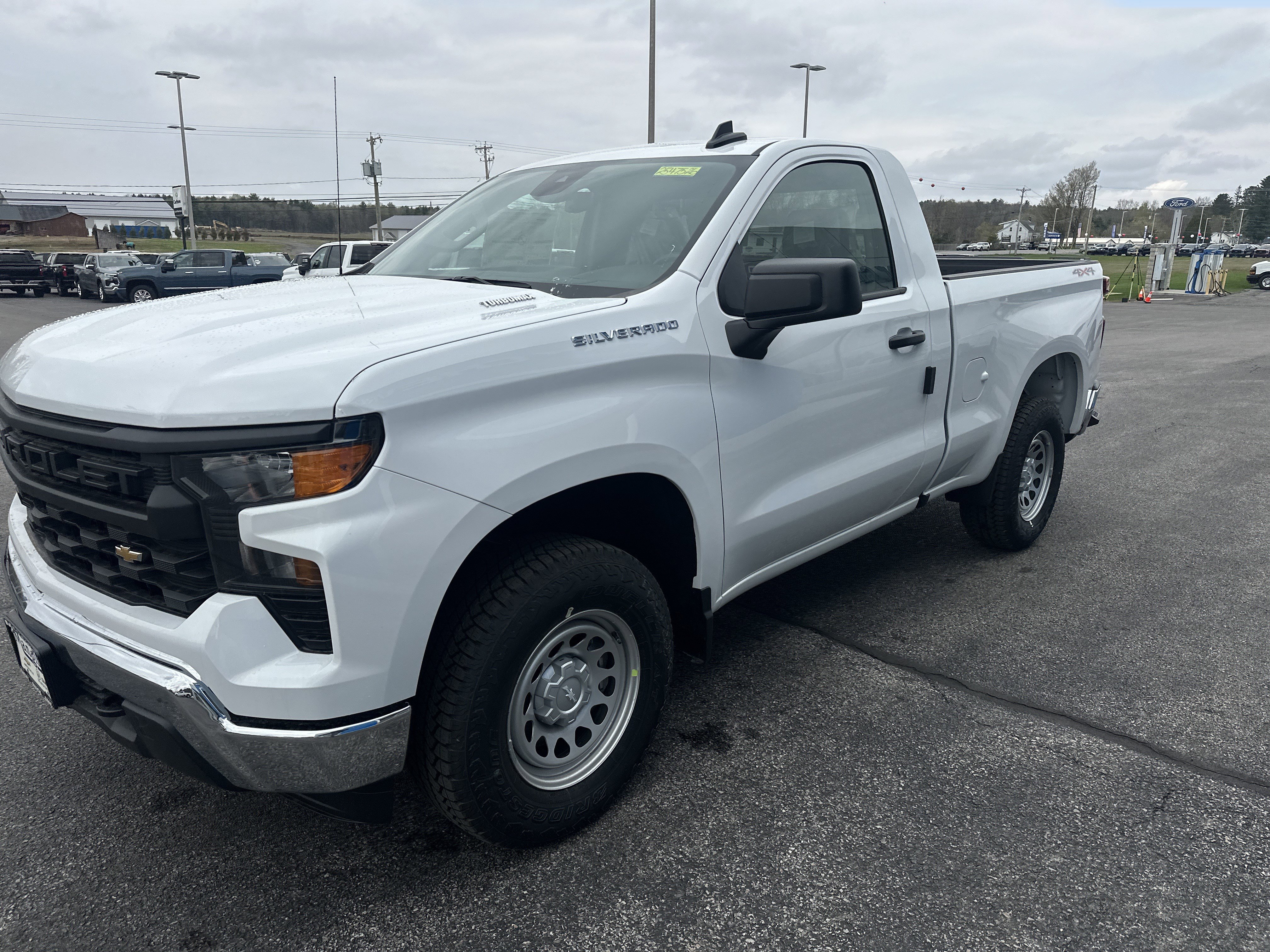 New 2026 Chevrolet Silverado 1500 W/T AWD/4WD image 3