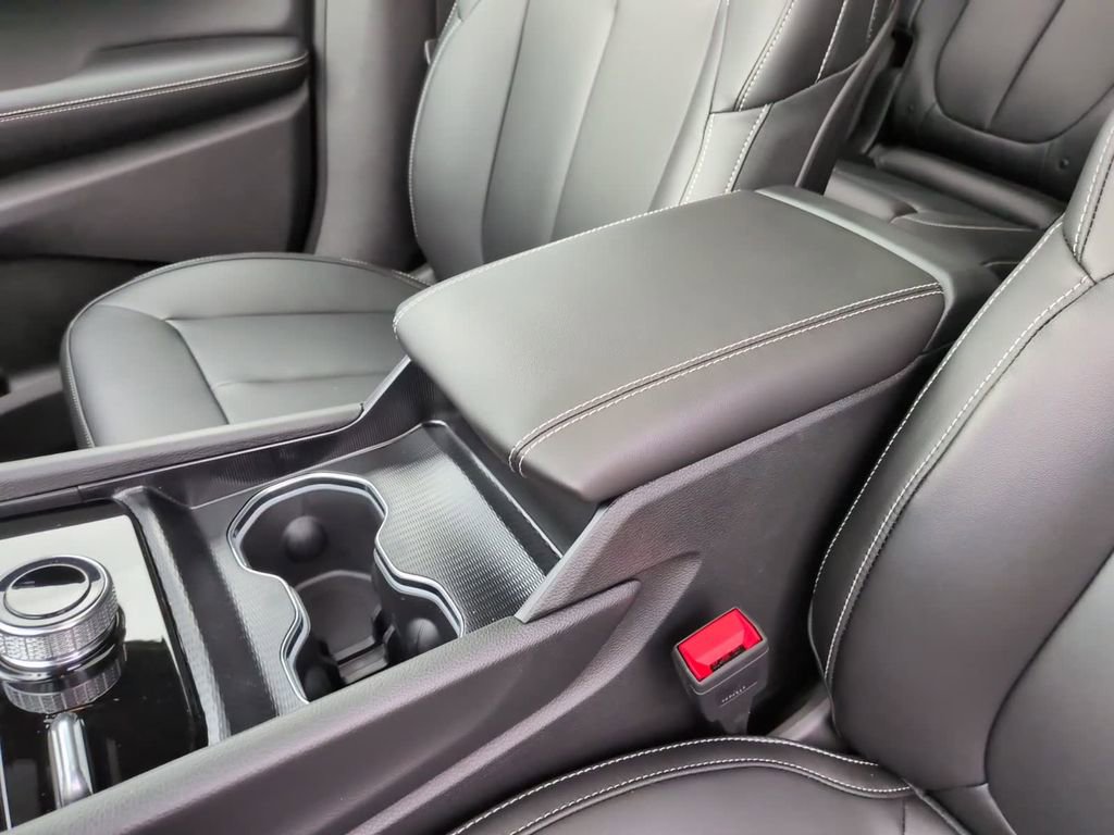 New 2026 Jeep Grand Cherokee L Limited AWD/4WD image 29