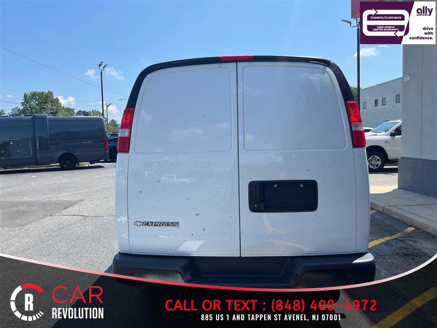 Used 2020 Chevrolet Express 2500 RWD image 6