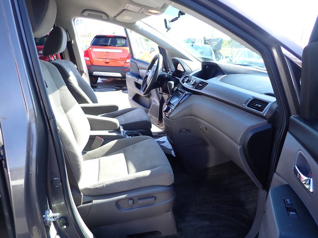 Used 2014 Honda Odyssey EX image 13