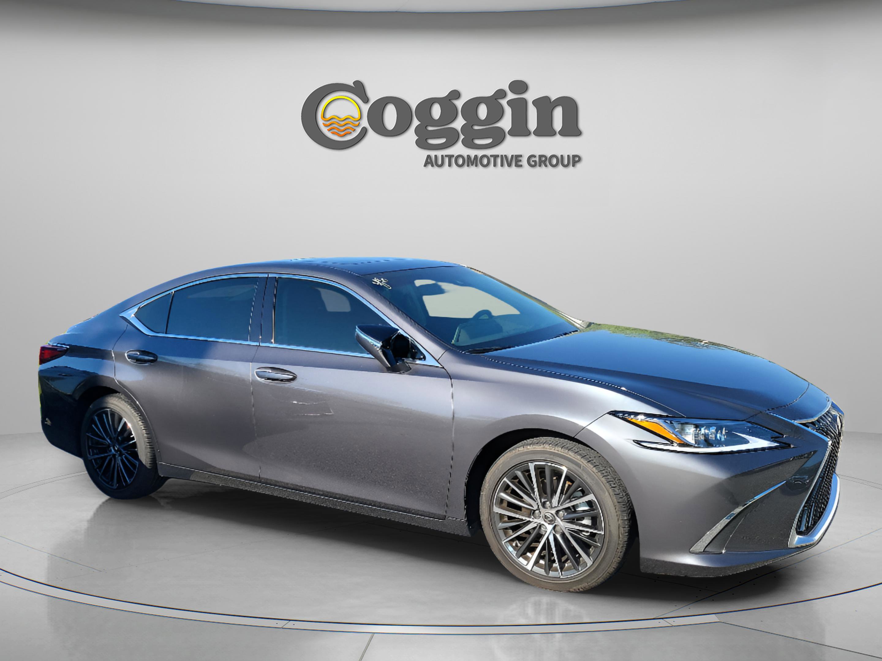Used 2023 Lexus ES 350 w/ Premium Package FWD image 7