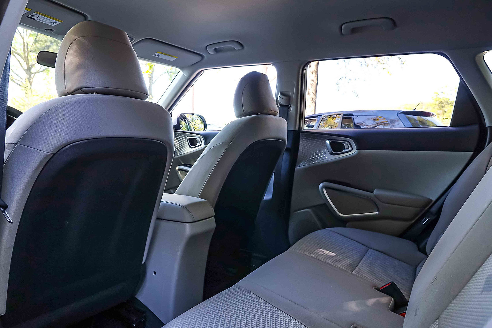 Certified 2023 Kia Soul LX w/ LX Technology Package image 22