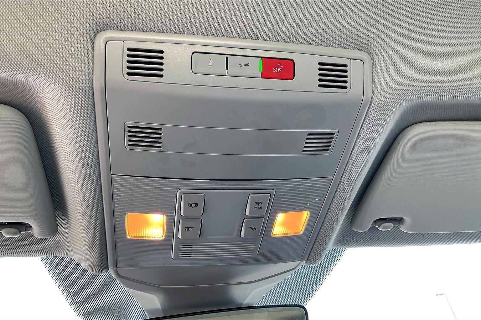 Used 2025 Volkswagen Jetta S FWD image 33