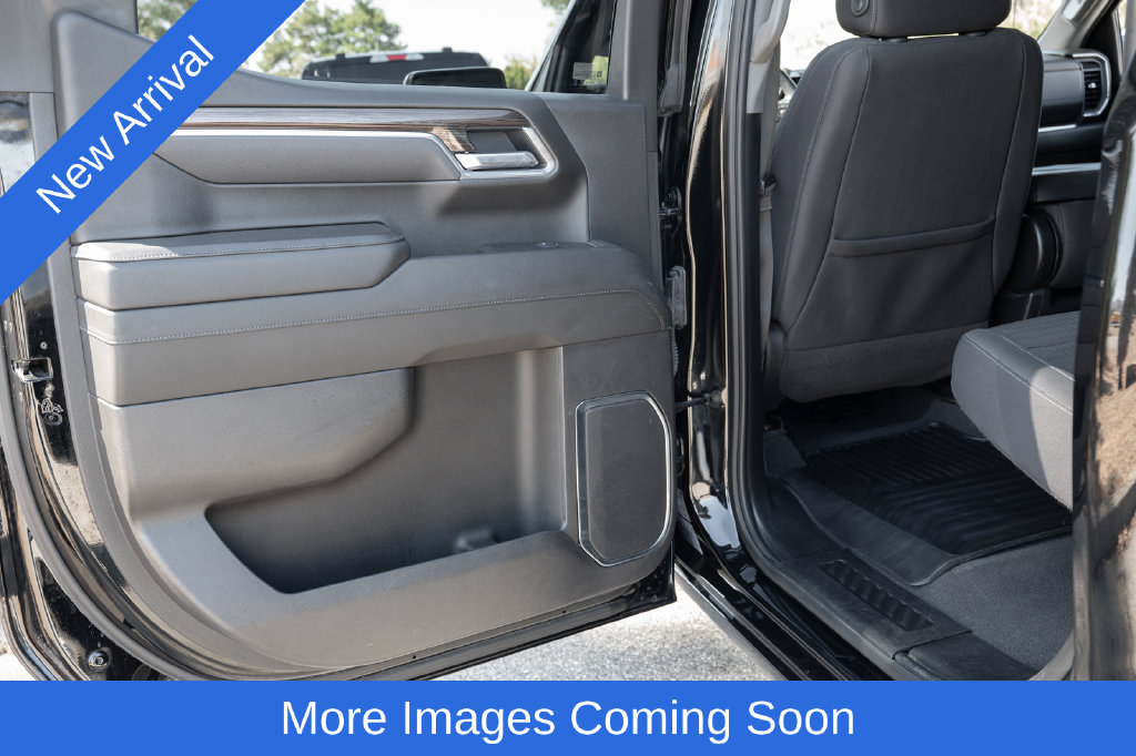 Used 2025 Chevrolet Silverado 1500 LT RWD image 38