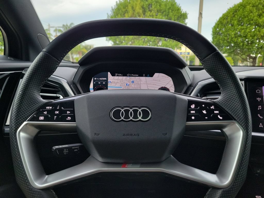 Certified 2024 Audi Q4 e-tron Premium Plus w/ Premium Plus AWD/4WD image 8