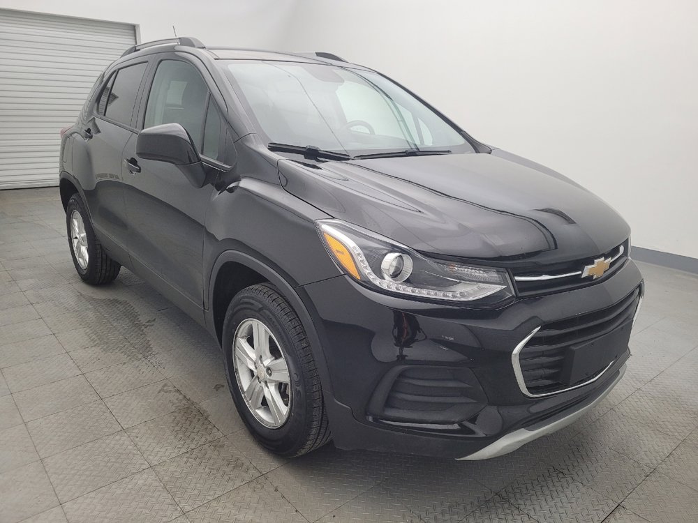 Used 2021 Chevrolet Trax LT w/ LT Convenience Package image 13