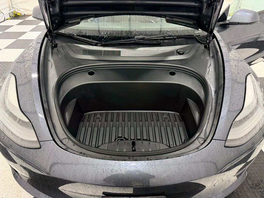 Used 2021 Tesla Model 3 Performance image 9