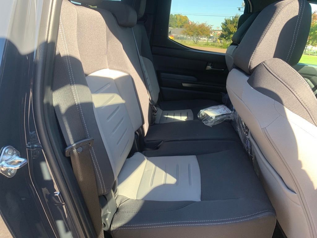 New 2025 Toyota Tacoma TRD Off-Road image 28