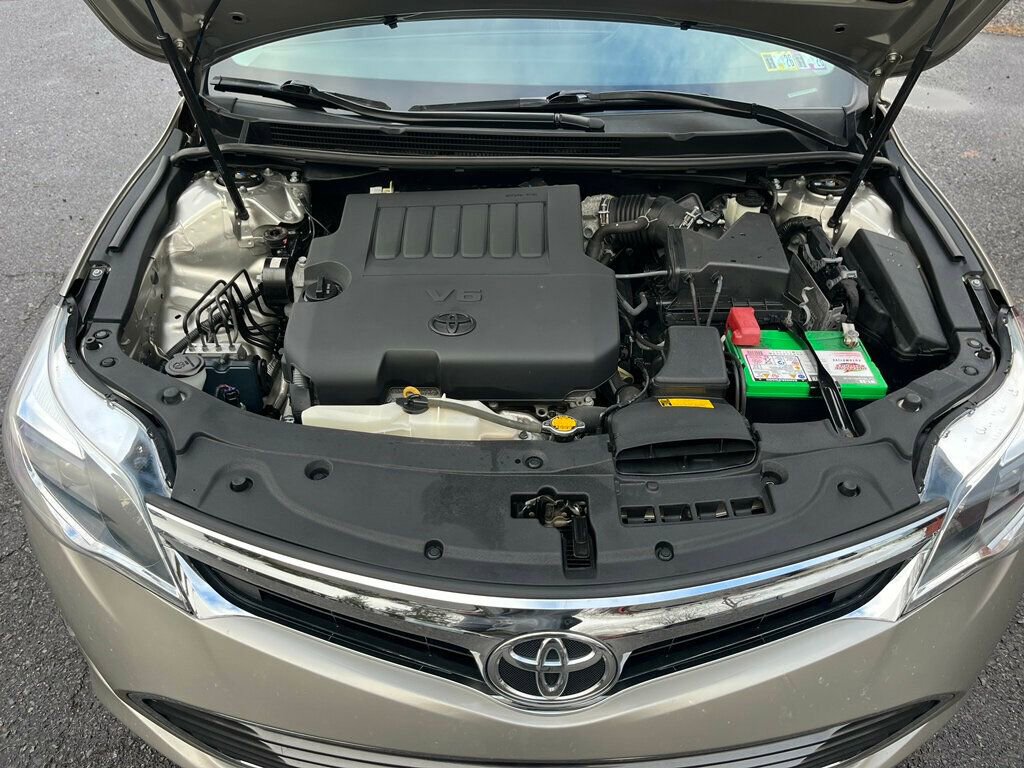 Used 2013 Toyota Avalon image 38